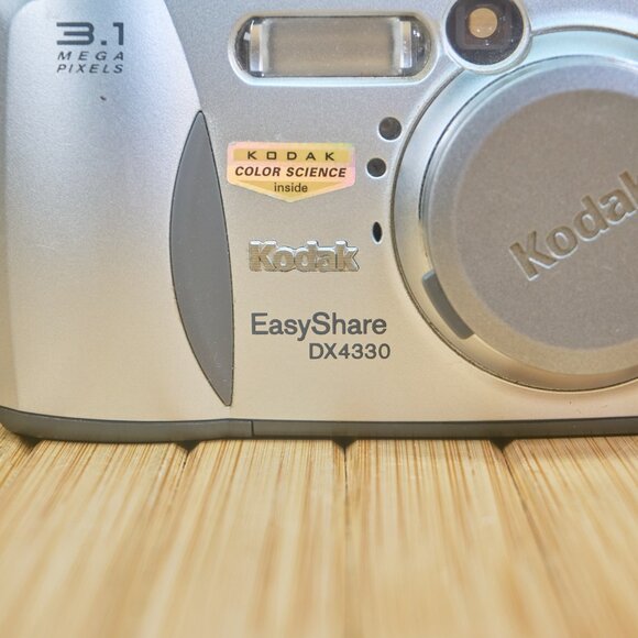 Kodak EasyShare DX4330 3MP Digital Camera, w/ 3x Optical Zoom - Picture 3 of 7